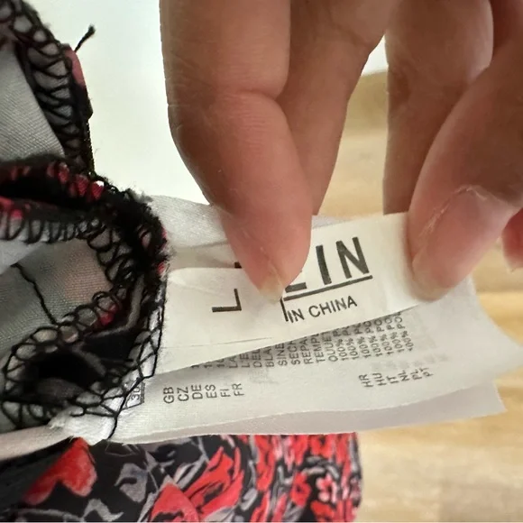 Floral Red and Black Women's Dress - Picture 4 of 4